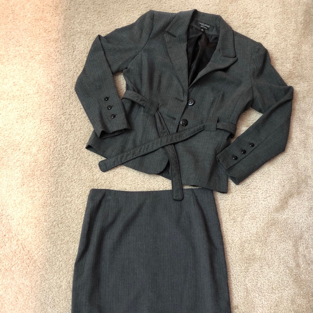 2 pc Women’s Suit size 10